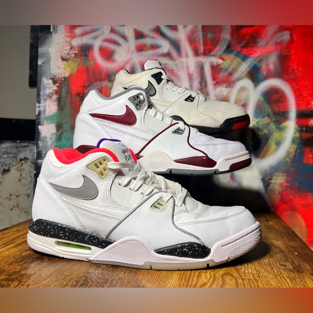 3 PAIRS OF NIKE FLIGHTS